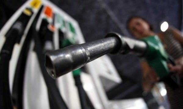 Naftëtarët thonë se janë drejt falimentimit  kërkojnë nga qeveria të ndërhyjë për çmimet