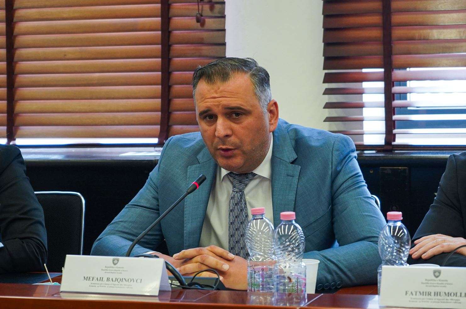 Bajqinovci thotë se Osmani shkoi në LDK për pozitë