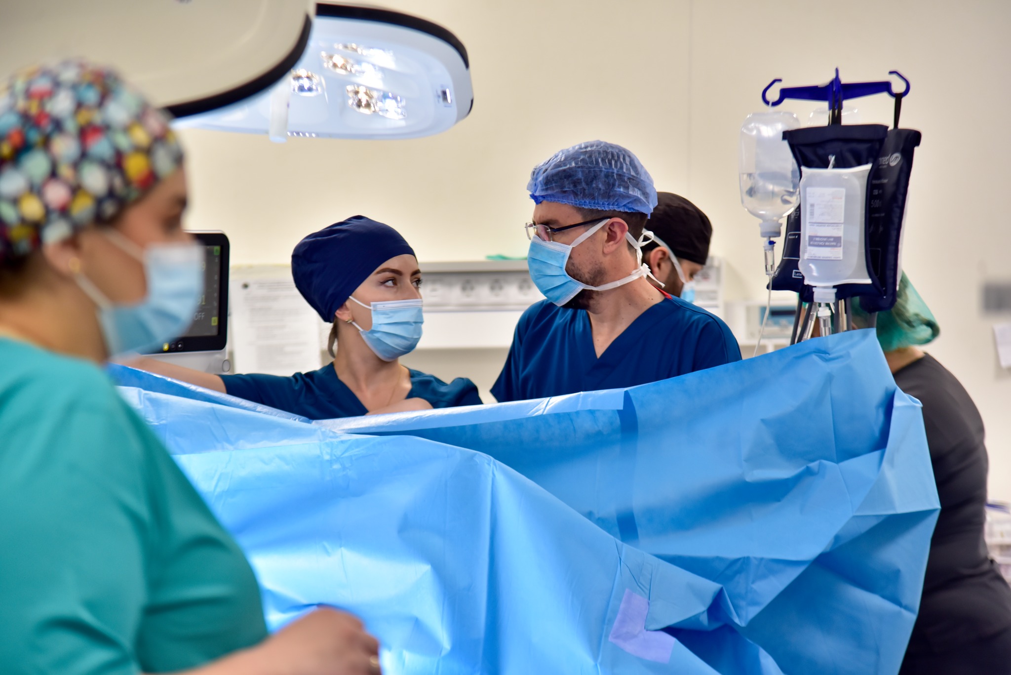 Rast i rrallë në Spitalin e Mitrovicës  mjekët heqin tumor rreth 4 kilogramë