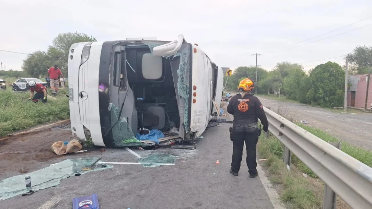 Tragjedi në Meksikë  Së paku 11 të vdekur nga rrokullisja e autobusit