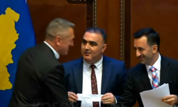 Zgjedhja e nënkryetarit serb  Lista Serbe nuk merr pjesë në administrimin e shortit  Rashiq po