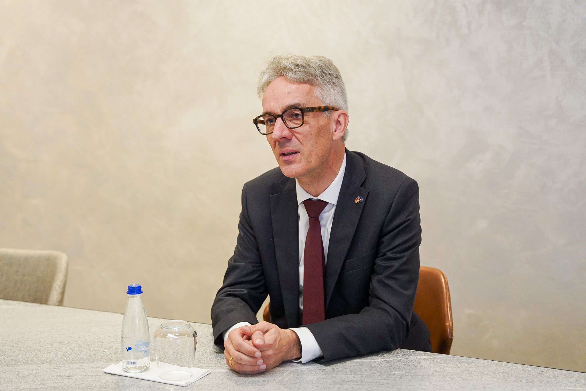 Ambasadori i ri gjerman  Shpresoj që së shpejti Kosova do të ketë një qeveri për bashkëpunim të ngushtë