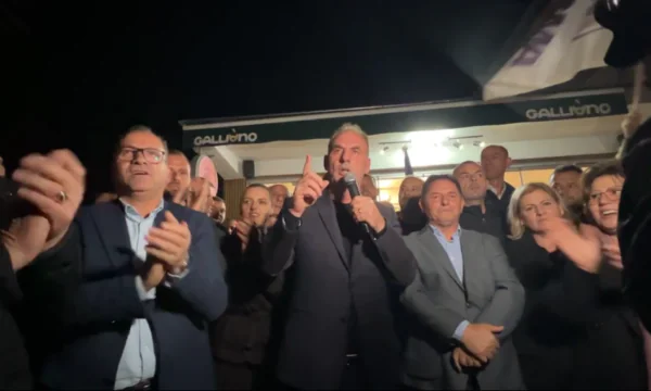 Limaj nga Malisheva godet udhëheqësit e PDK së  I bëj pykë në Prishtinë  mua s më zhgënjen vendlindja