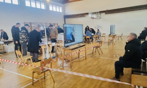 Numërimi për Kuvendet Komunale nis në ora 16 00   Kjo është lista e 38 Qendrave