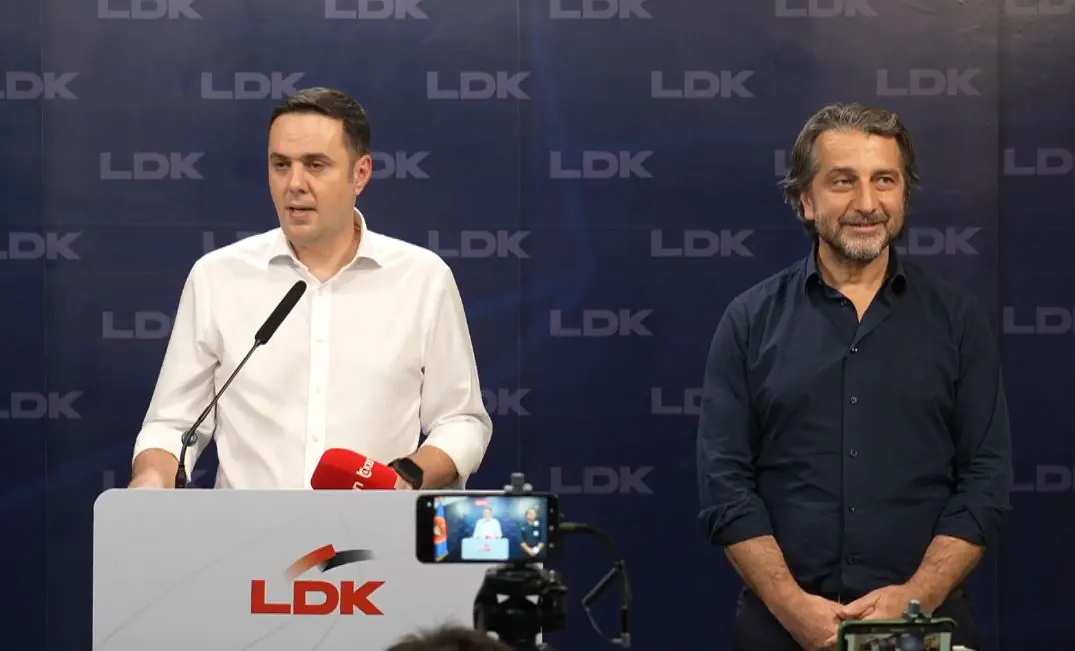 Abdixhiku  LDK ka fituar  prin dhe është në garë në 12 komuna