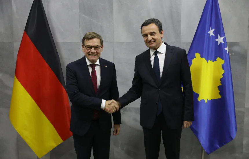Kurti ministrit gjerman  Radoiçiq vazhdojnë të paraqesin rrezik për sigurinë e Kosovës