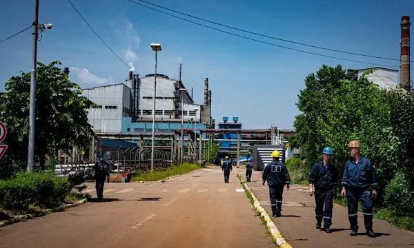 Fabrika e Feronikelit është mbyllur  goditjen përfundimtare e mori nga politikat e Qeverisë Kurti