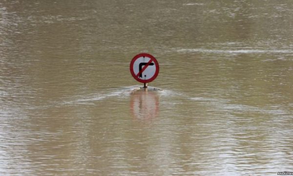 IHMK paralajmëron përmbytje të mundshme në disa vende të Kosovës