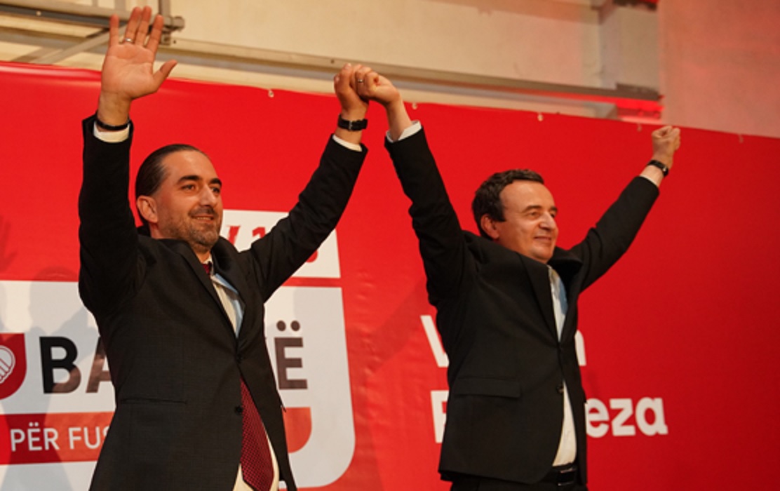 VV e shpall fitoren  Faleminderit Fushë Kosovë 