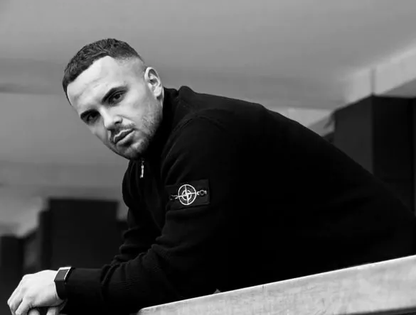 Edi ka telefon brenda BBVK  Egzoni e nxjerr zbuluar