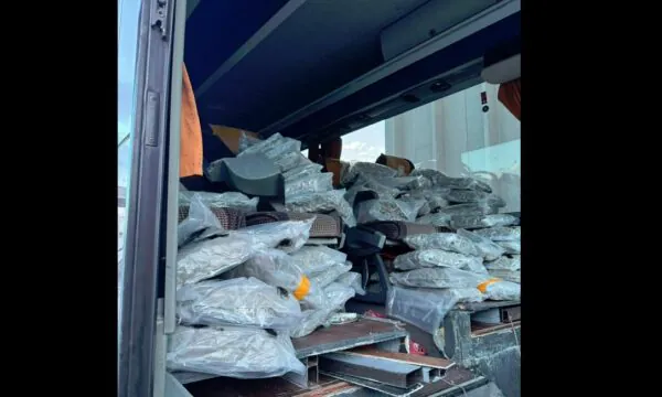 Dogana me detaje  Në autobusin ku u gjet droga  nuk pati pasagjerë
