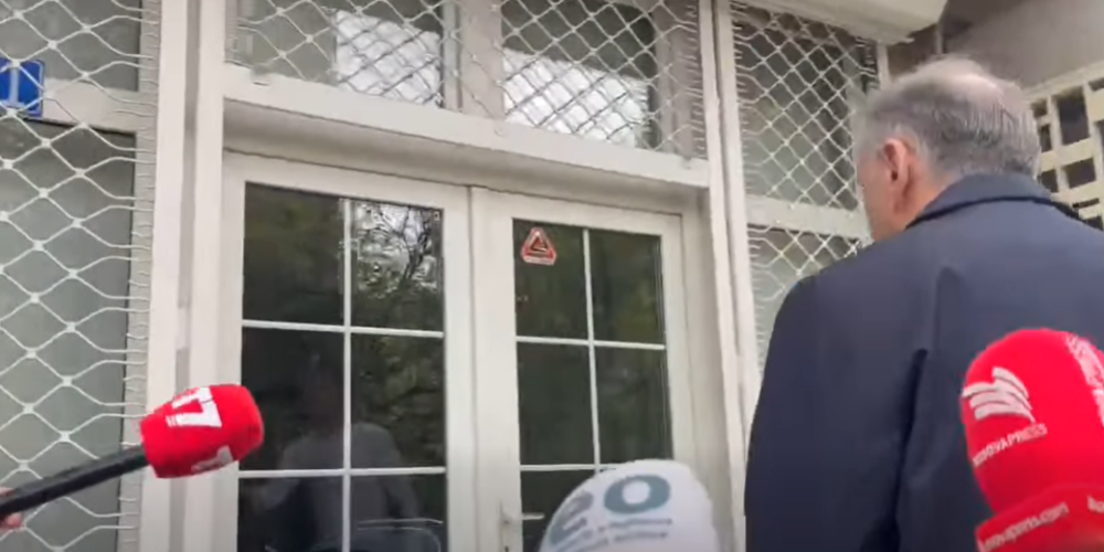 Bajqinovci drejt selisë së partisë  s jep shumë detaje rreth punës së mandatarit