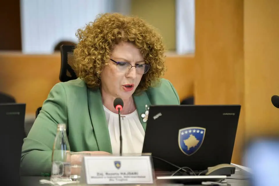 Aktakuza  Një ton grurë u pagua gati 300 euro më shtrenjtë se çmimi në treg  një pjesë nuk erdhi kurrë