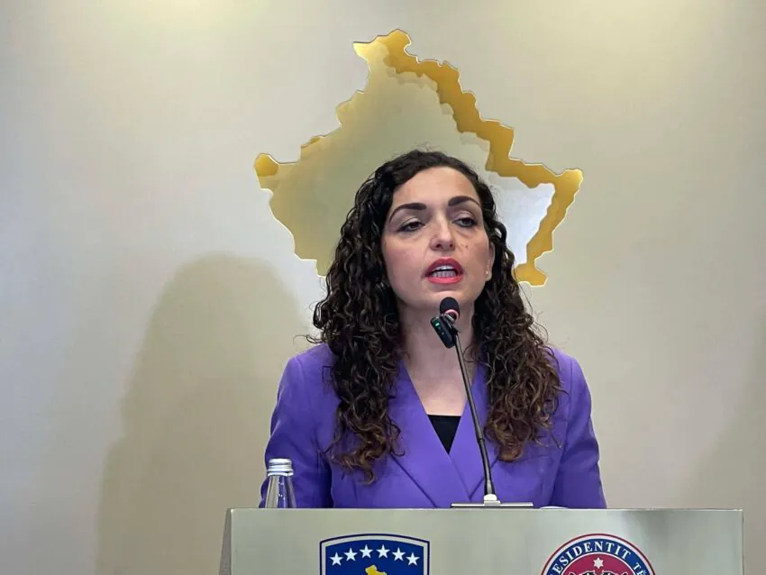 Osmani mohon se ia mbajti anën Kurtit  Vazhdimisht me kanë akuzuar se po ia bëj qefin Kurtit