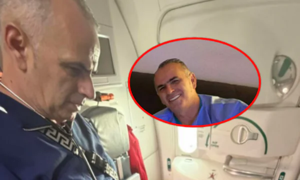 Mjeku nga Peja i shpëton mrekullisht jetën në aeroplan një të riu amerikan