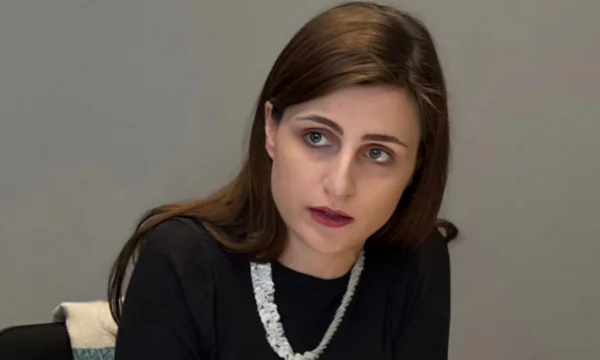 Çmimi i rrymës në veri dhe në pjesën tjetër të vendit  Janina Ymeri e LDK së kërkon fatura