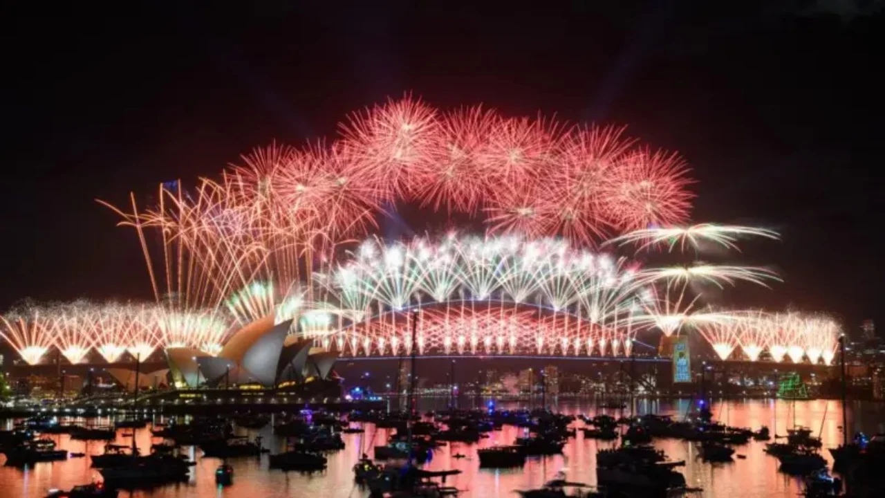 Atmosferë fantastike në të gjithë botën  si u prit Viti i Ri 2026