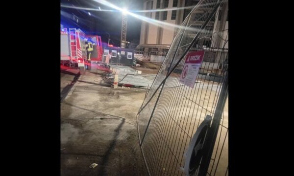 Erërat e forta shkaktojnë dëme materiale në disa zona të Prishtinës   pamje