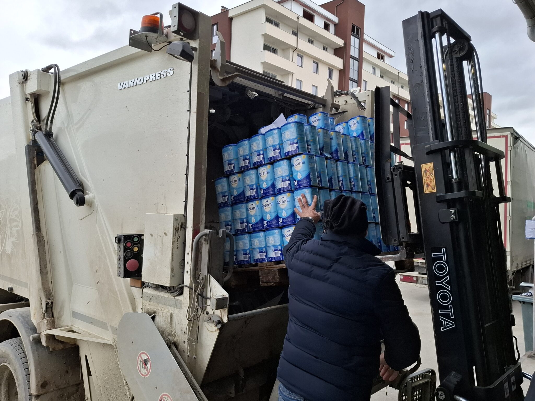 Asgjësohen 4130 kilogramë produkte ushqimore për fëmijë