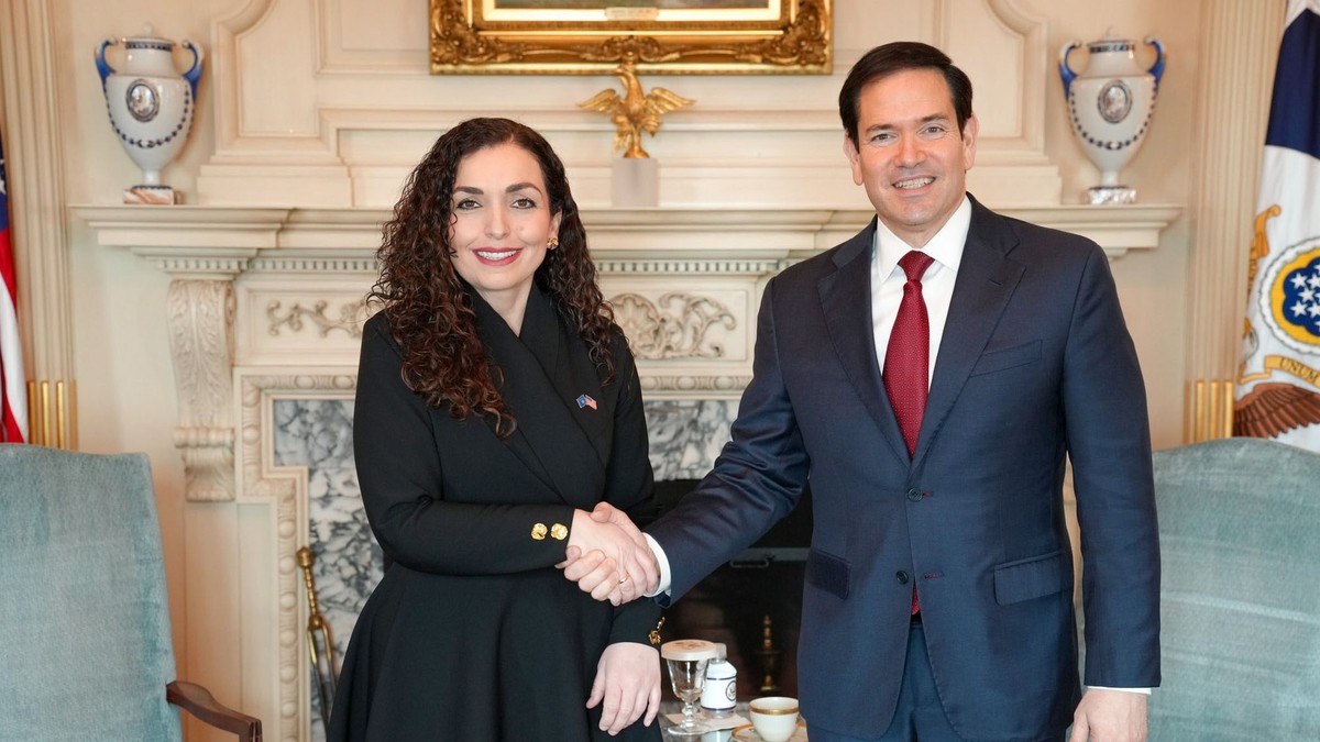 Presidentja Osmani pritet nga Sekretari amerikan i Shtetit  aleanca Kosovë SHBA drejt forcimit