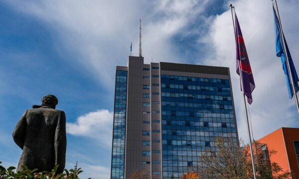 Përtej emrave  Çfarë presidenti i duhet Kosovës sot 