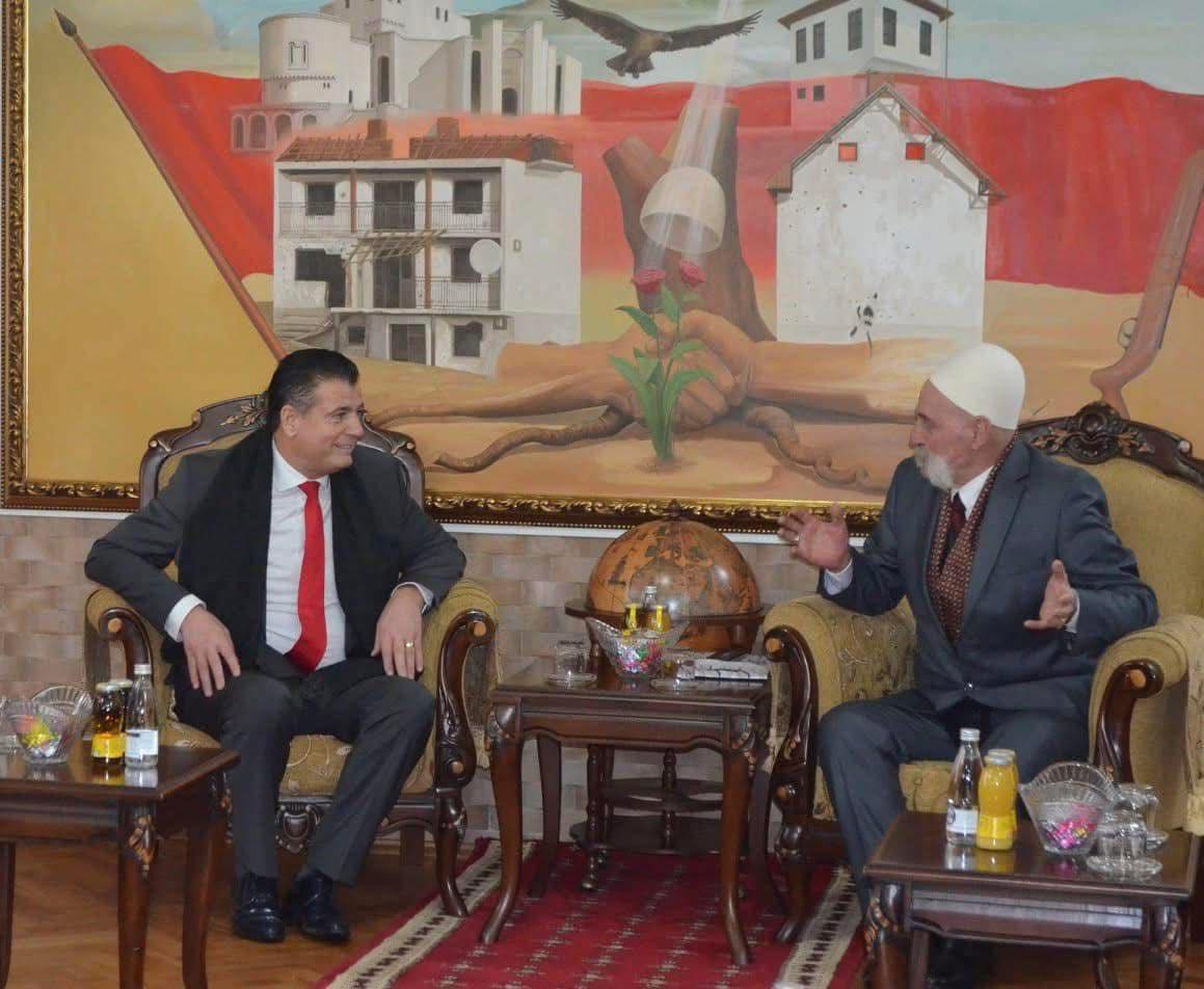 Agim Bahtiri me letër të hapur për familjen Jashari  Ofrojeni kandidatin për president