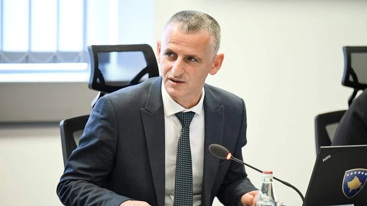 Durmishi  Për shkak të tendencës për të deformuar luftën e drejtë të UÇK së  Gashin personalisht e kam përzënënë nga Vetëvendosja