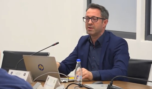 Alban Krasniqi fshin postimin për LDK në dhe propozimin e Vjosa Osmanit