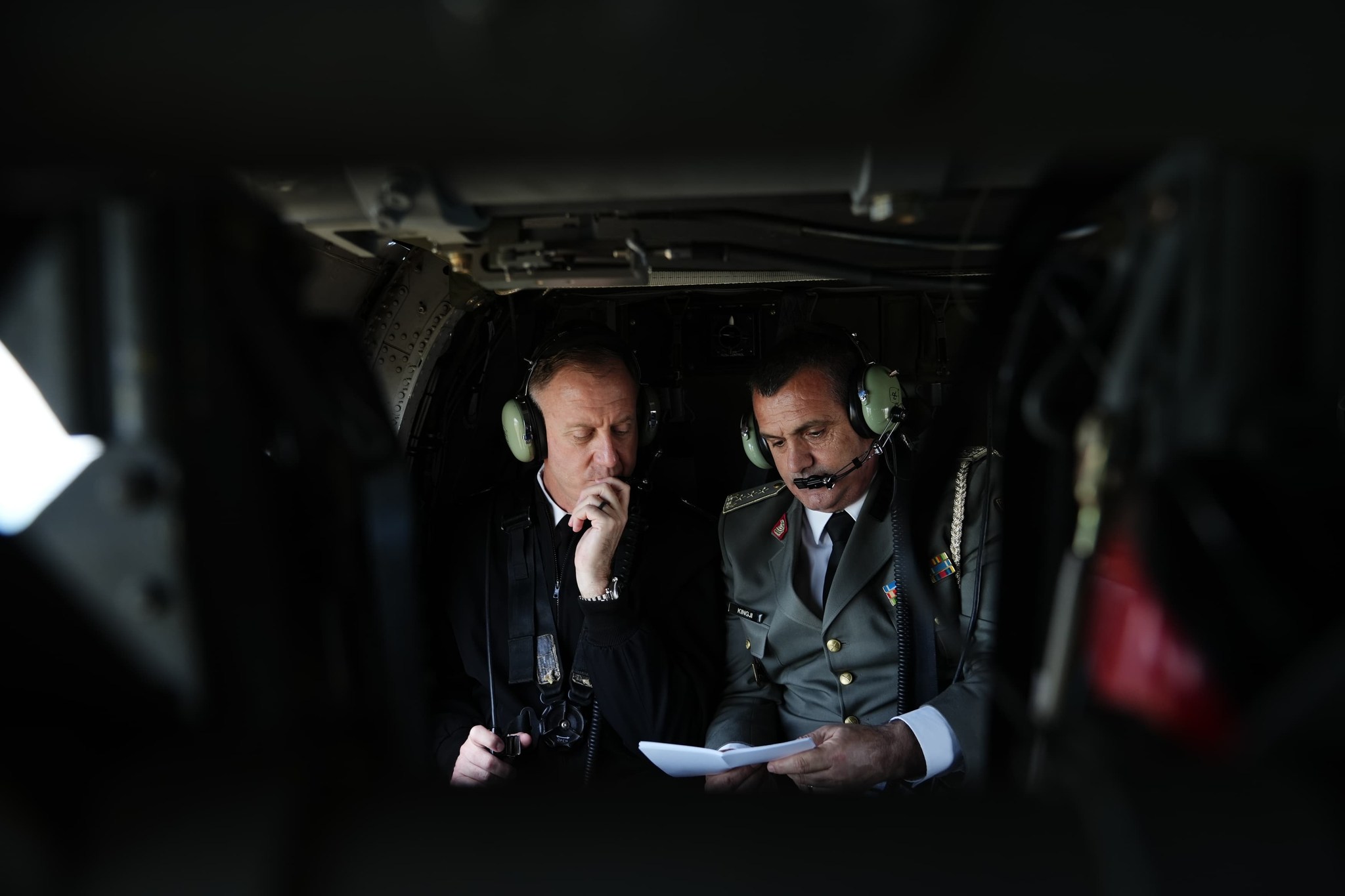 Admirali i NATO s viziton Shqipërinë dhe Malin e Zi