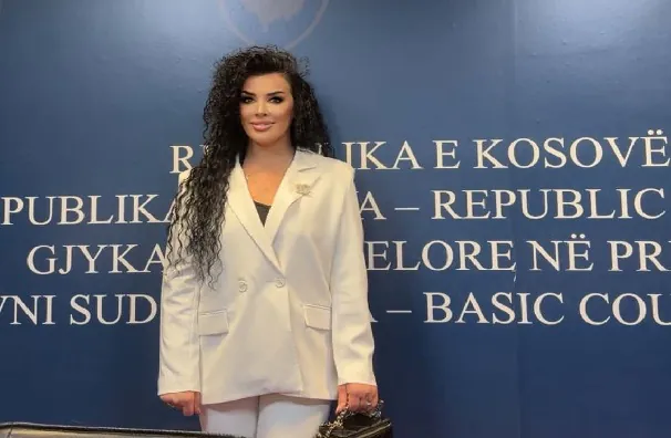 Alba Berisha  Diasporë e dashtun  patriotizmi nuk është me bë status prej Zvicre  Gjermanie a Amerike  por me jetu në Kosovë 
