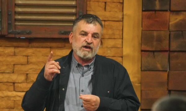 Blerim Kuqi ngre shqetësime për Ligjin e Shtetësisë  Neni 31 i miratuar nga VV e Lista Serbe