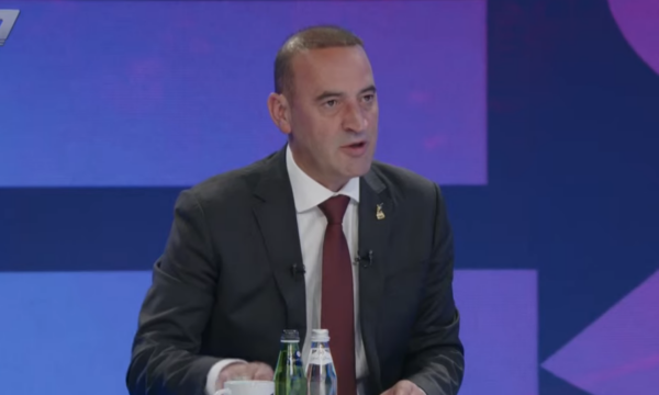 Haradinaj jep një paralajmërim për gjithë ata që e shajnë atë dhe vlerat çlirimtare