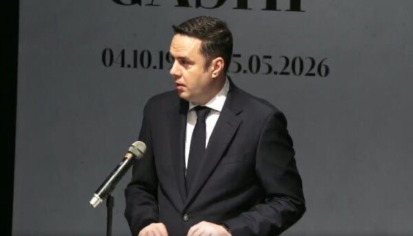 Mbledhja komemorative për Alush Gashin  Abdixhiku  Mbetet njeriu i cilësisë  arsyes dhe përmbajtjes