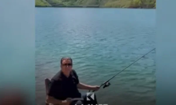 Raportohet se Agim Bahtiri peshkoi pa leje në Ujman