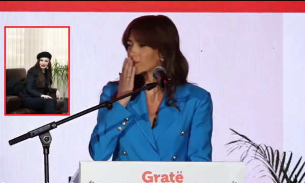 Dikur  ushtarja e Ibrahim Rugovës  sot pjesë e strukturave të VV së  Haxhiu e veçon Adelina Ismailin në takimin e pratisë