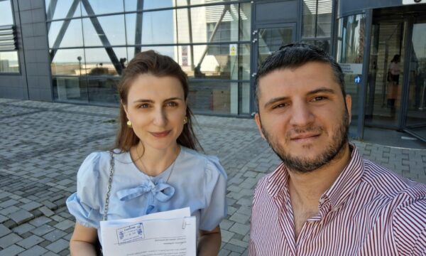 Janina Ymeri dorëzon padi për shpifje kundër Gluak Konjufcës