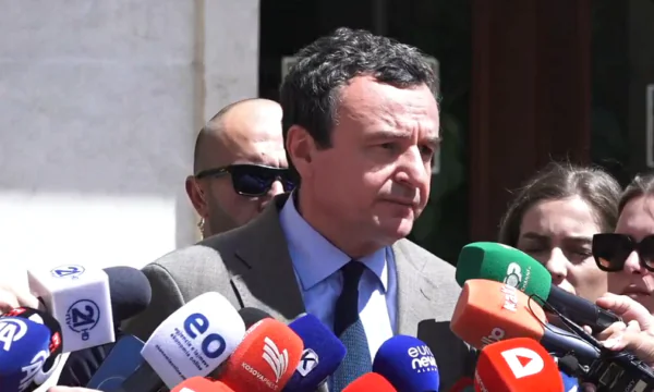 Kurti e quan AAK në parti të respektuar  Nuk është në rregull që e refuzuan takimin me mua