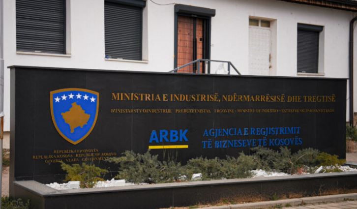 Bie numri i ndërmarrjeve të reja të regjistruara në vend