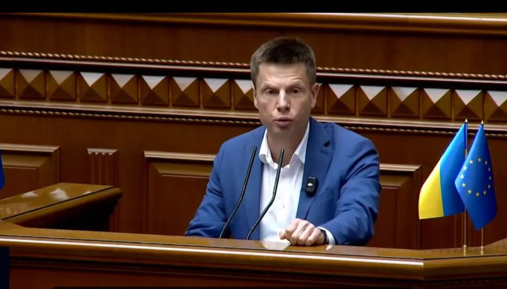 Deputeti ukrainas i del kundër Zelenskyt  Gabim diplomatik  Ukraina duhet ta njohë Kosovën